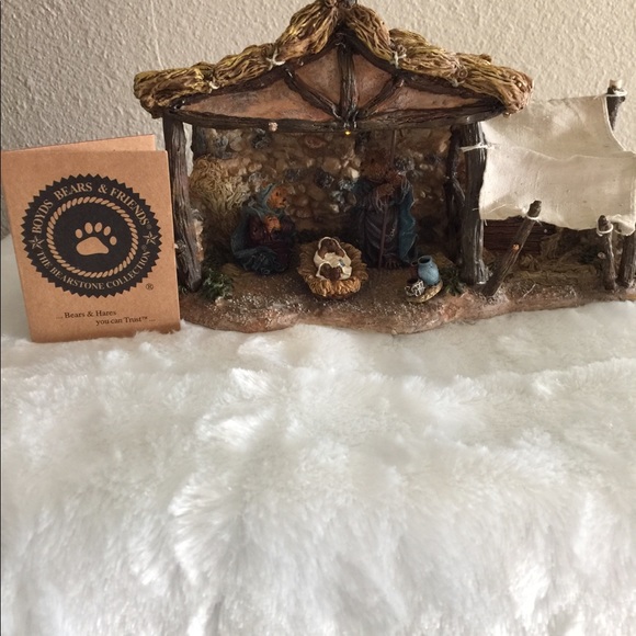 Boyd’s Bear Little Star of Bethlehem 5E/4469
(VGUC) - Picture 2 of 7